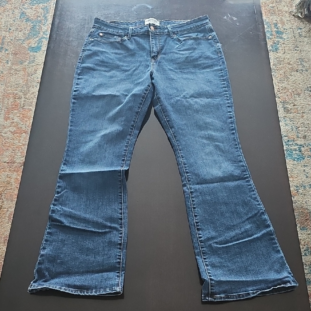 Levi's Women's Flare Jeans in Deep Blue